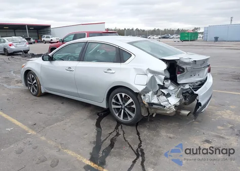 2017 Nissan Altima 2.5 from USA, damaged, VIN 1N4AL3AP4HC272947